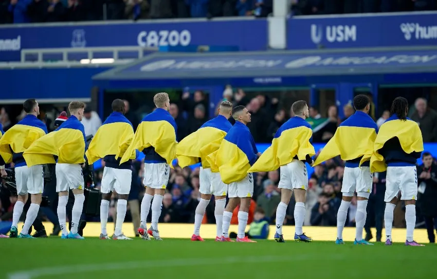 AP Premier League en los protocolos en contra de la Guerra