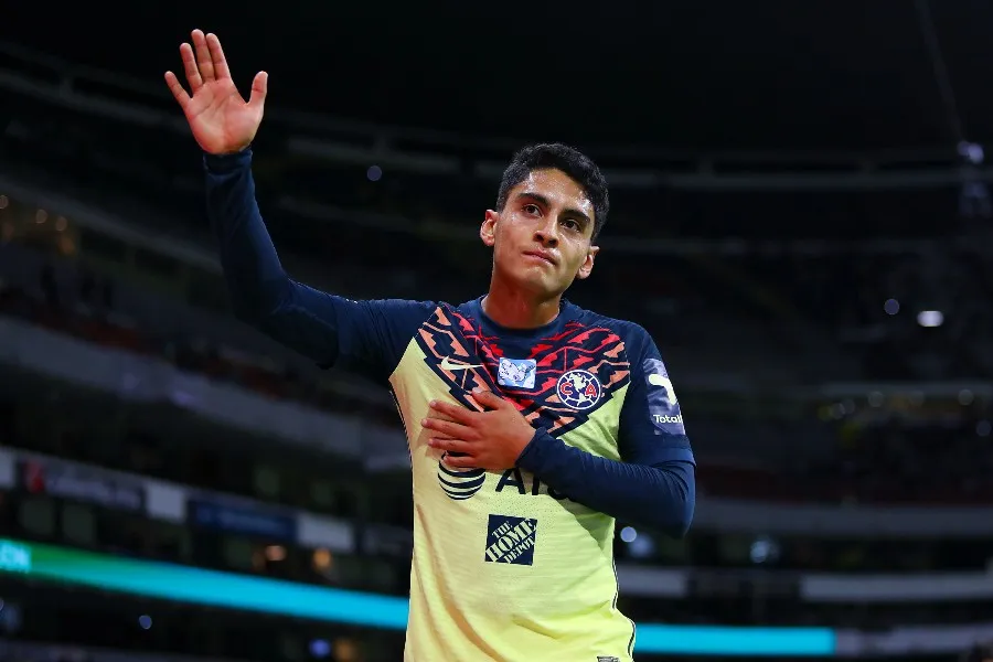 IMAGO7 Santiago Naveda durante un partido con América