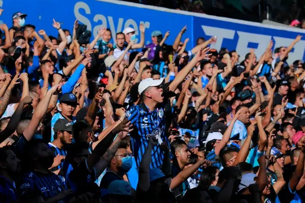 IMAGO7 Aficionados de Querétaro en el Estadio Corregidora