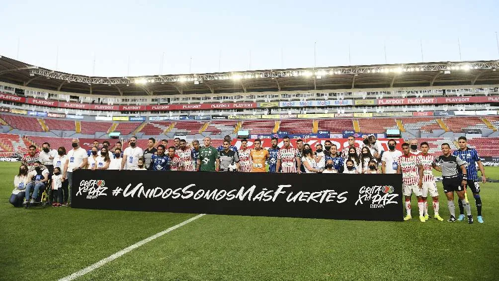 MEXSPORT Necaxa y Querétaro durante la campaña de 'Unidos Somos Más Fuertes'