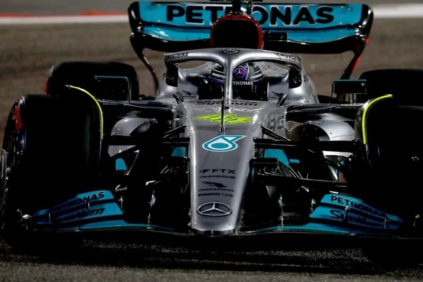 TWITTER: @MercedesAMGF1 Monoplaza de Mercedes durante las pruebas de pretemporada