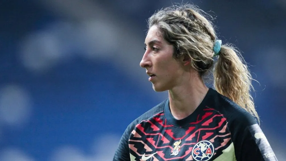 IMAGO7 Orejel en un partido con América