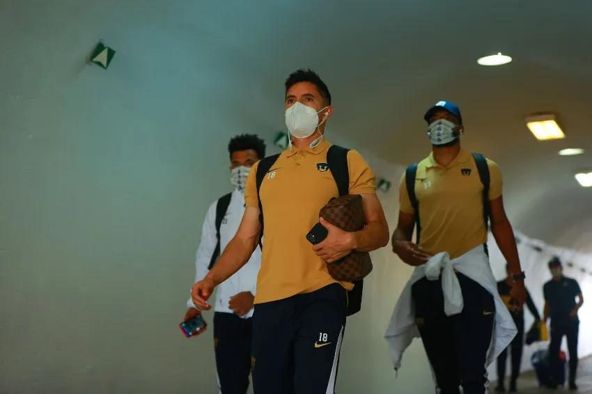 IMAGO7 Jugadores de Pumas previo al juego contra Necaxa