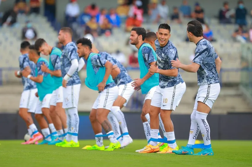 IMAGO7 Jugadores de Pumas previo al juego contra Necaxa