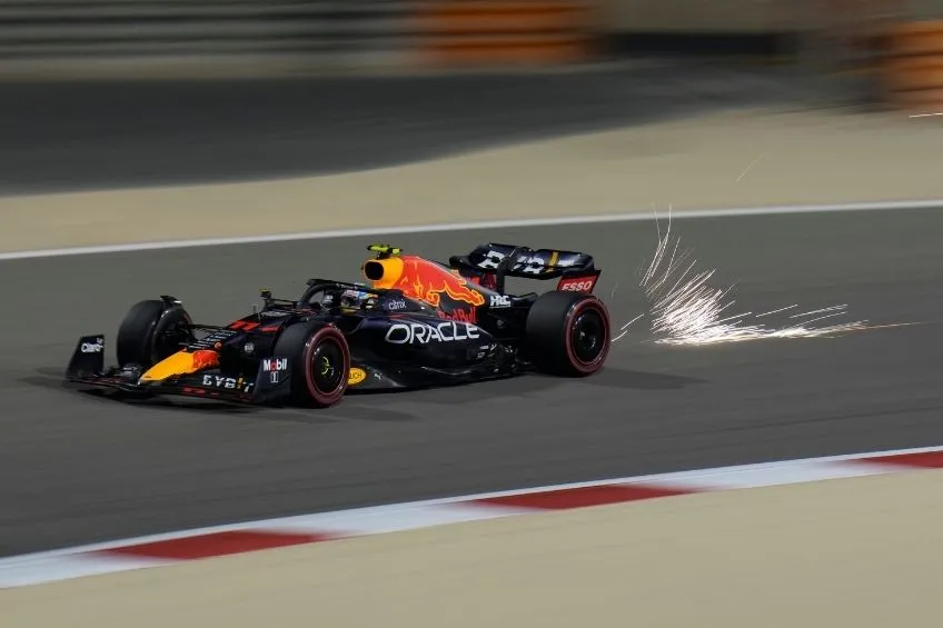 AP Checo Pérez durante las clasificatorias