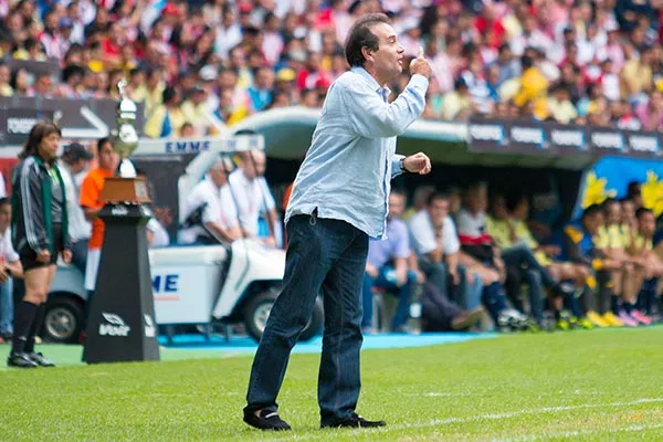 IMAGO7 Fernando Quirarte durante un partido