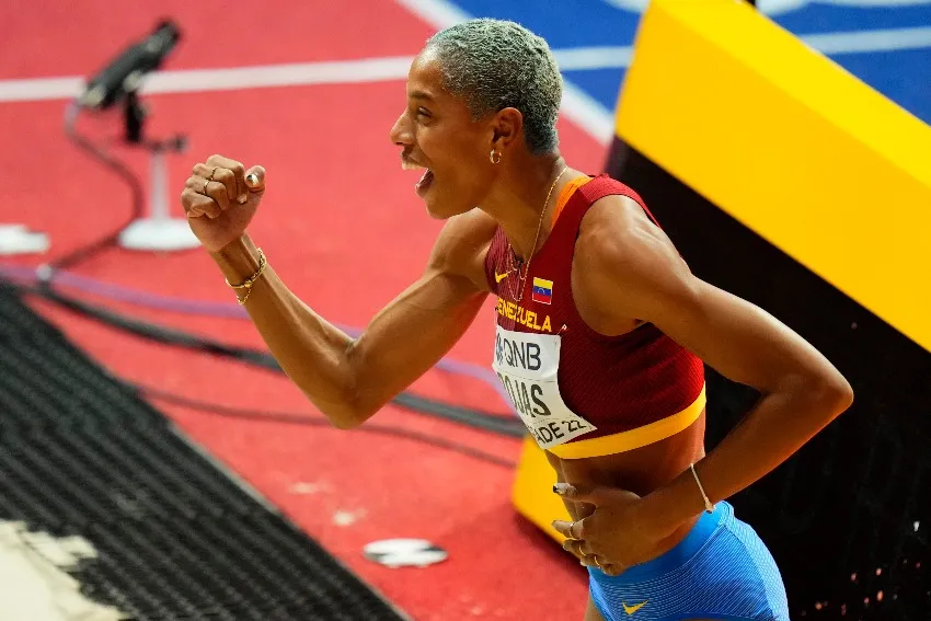 AP Yulimar Rojas, tricampeona en salto triple