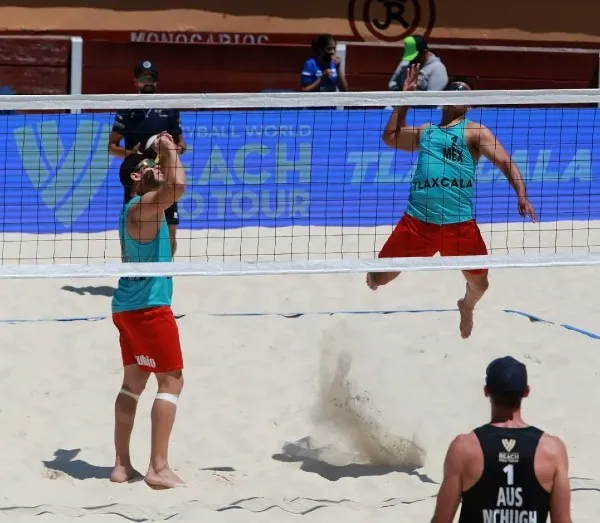 TWITTER @CONADE Dúo mexicano varonil en acción