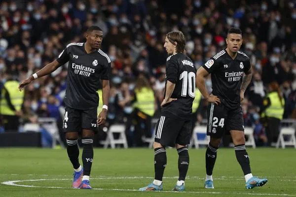 EFE David Alaba en acción con Real Madrid