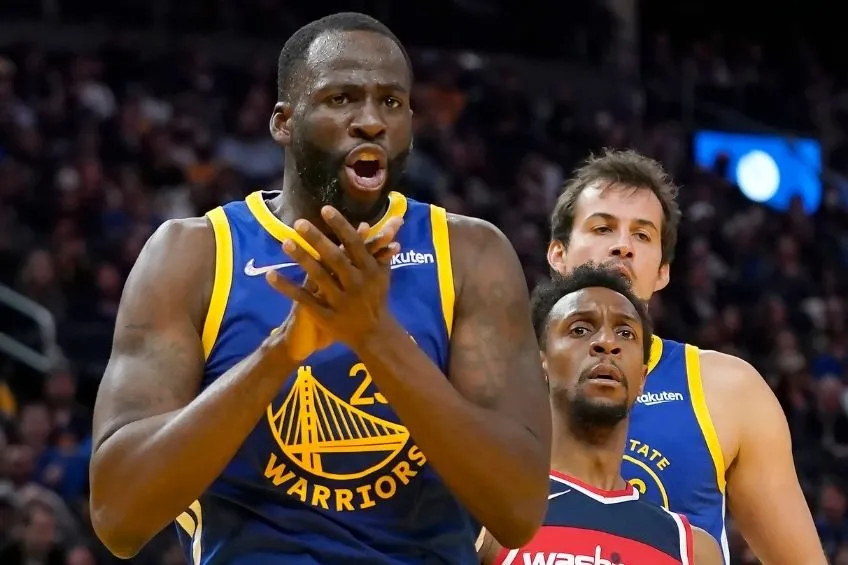 AP Draymond Green durante un partido