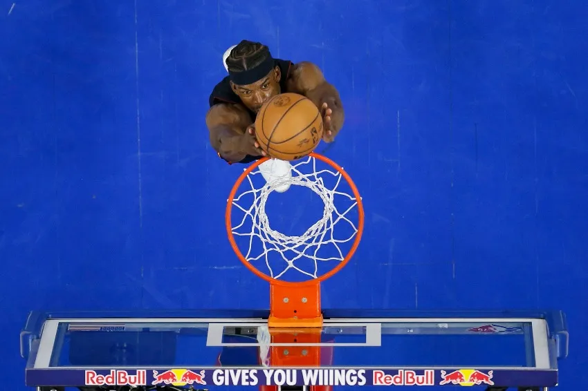 AP Jimmy Butler en un partido con Miami Heat