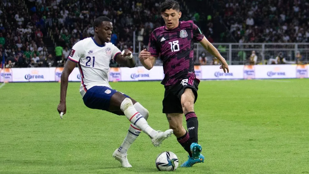 IMAGO7 México jugando partido ante Estados Unidos en el Estadio Azteca