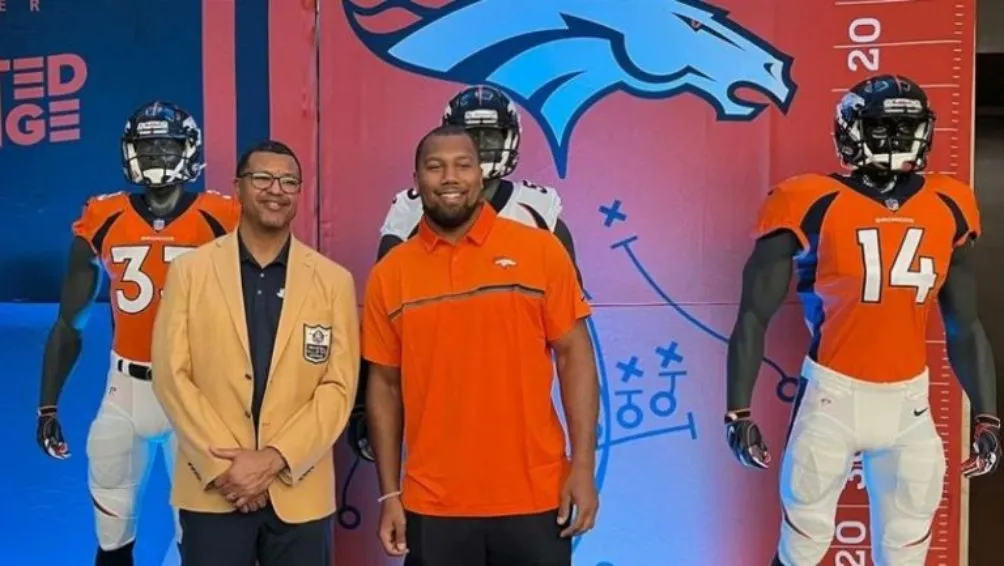 @Broncos Chubb y Atwater, presentes en México