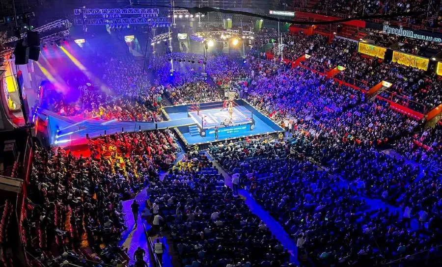 TWITTER @CMLL_OFICIAL Gran entrada en la Arena México