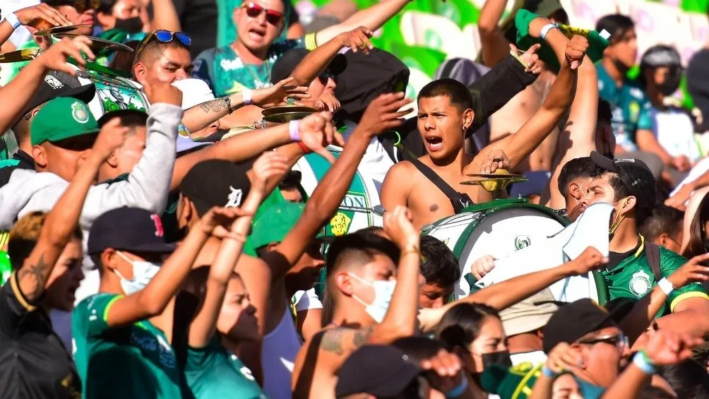 IMAGO7 Aficionados de León