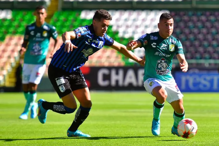 IMAGO7 Kevin Escamilla en acción vs León