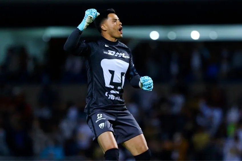 IMAGO7 Talavera festejando una anotación de Pumas