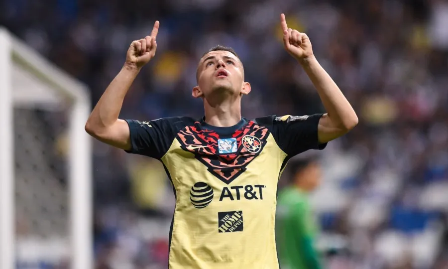 IMAGO7 Fidalgo celebra gol con las Águilas