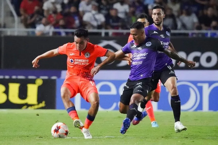 IMAGO7 Charly Rodríguez durante el partido