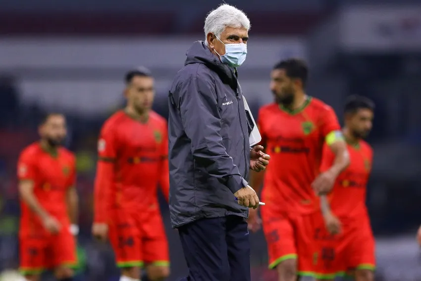 IMAGO7 Ferretti en el juego entre América y Bravos