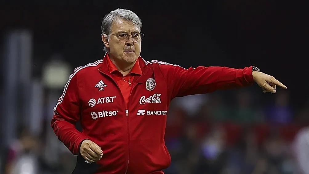 MEXSPORT Gerardo Martino dirigiendo partido de la Selección Mexicana