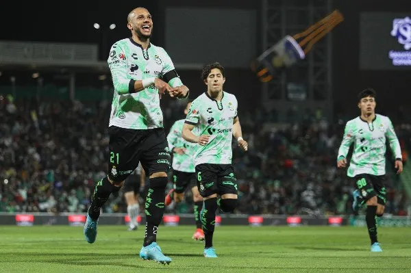 IMAGO7 Matheus Dória con Santos