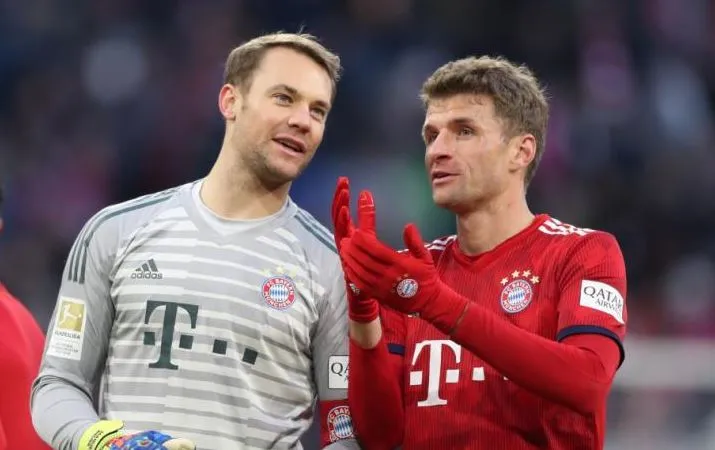 ESPECIAL Neuer y Müller en un juego de los Bávaros