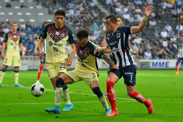IMAGO7 Rogelio Funes Mori en acción con Rayados vs América