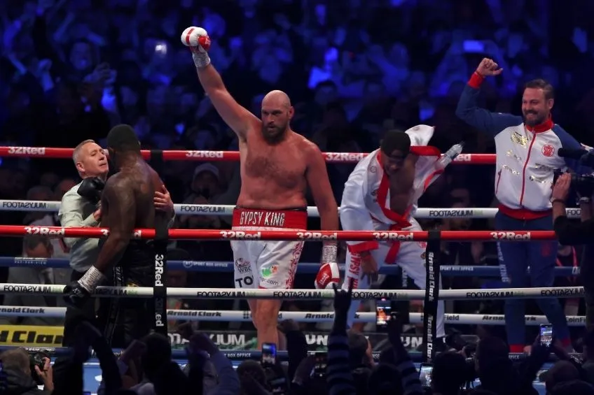 AP Fury tras derrotar a Whyte