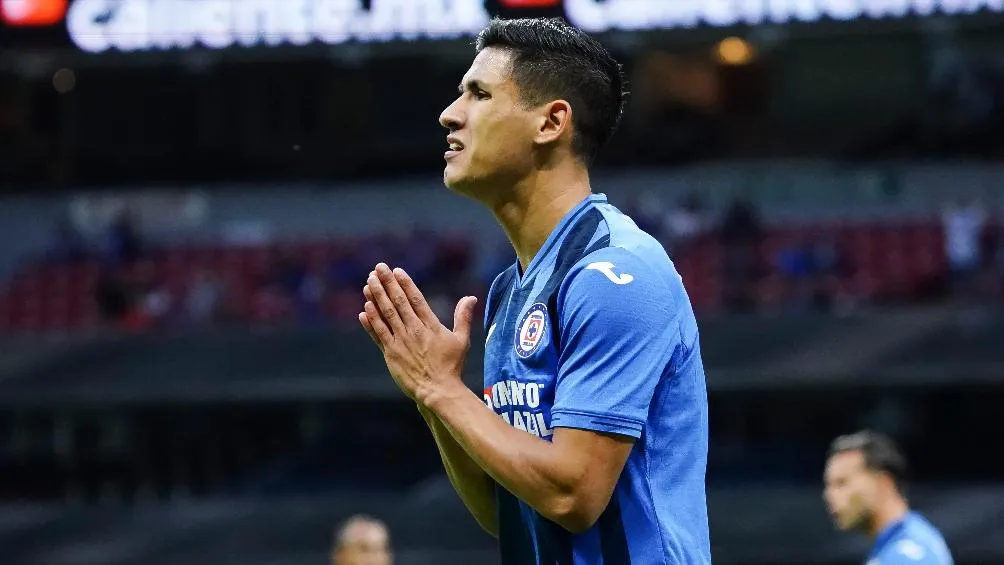 IMAGO7 Uriel Antuna no pudo tener el tino en el pase final