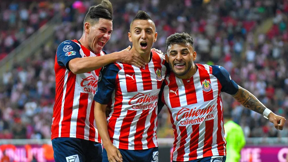 IMAGO7 Alvarado anotó el segundo gol de las Chivas
