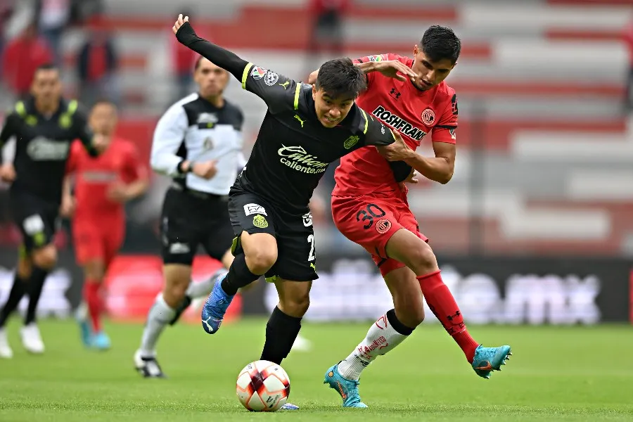 IMAGO7 Fernando Beltrán durante un partido con Chivas