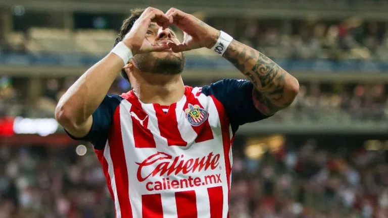 IMAGO7 Alexis Vega sentenció la goleada de las Chivas