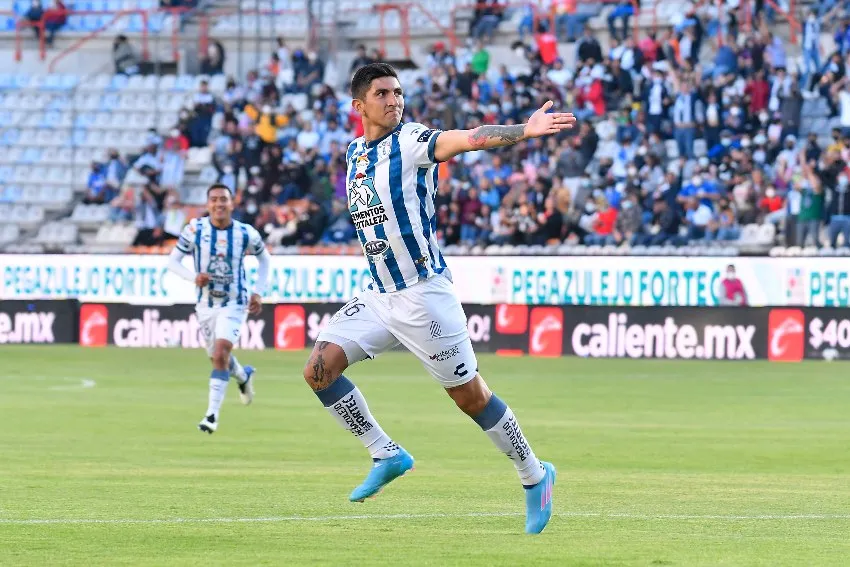 IMAGO 7 Víctor Guzmán celebrando un gol con Pachuca