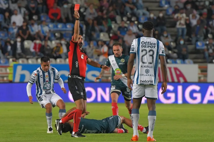 IMAGO 7 Óscae Mejía pitará el San Luis vs Pachuca