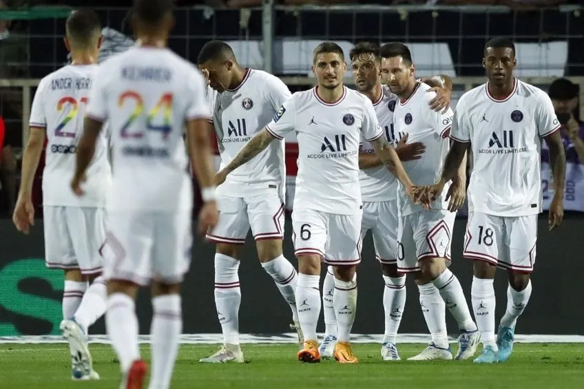 EFE Jugadores del PSG festejando un gol