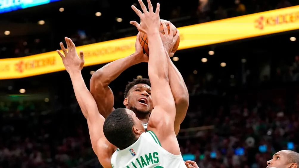 AP Antetokoumpo no pudo descifrar el crucigrama de Boston