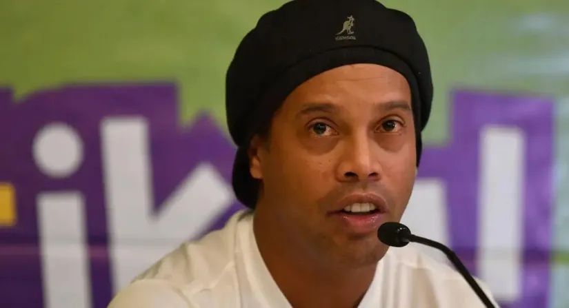 EFE Ronaldinho en conferencia de prensa