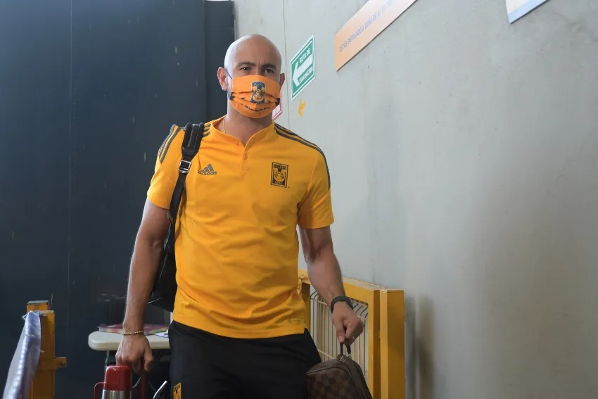 IMAGO7 Carlos González en un partido de Tigres