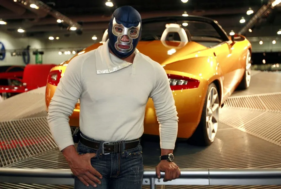 MEXSPORT El hijo del Manotas en sesión fotográfica