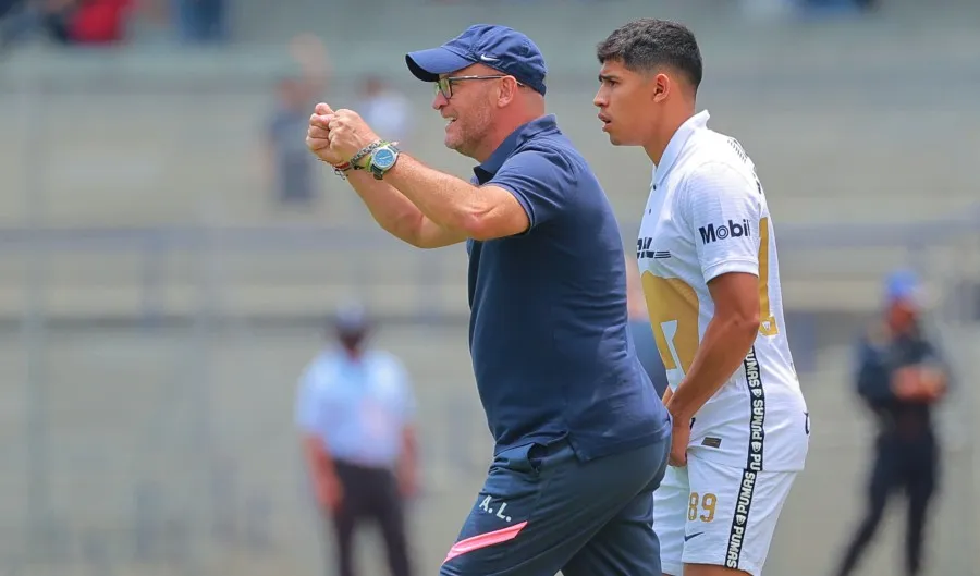 IMAGO7 Lillini celebra anotación de Universidad