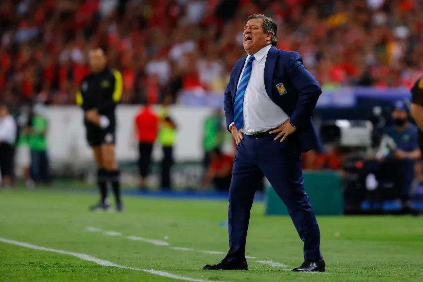 IMAGO 7 Miguel Herrera en el partido de Ida vs Atlas