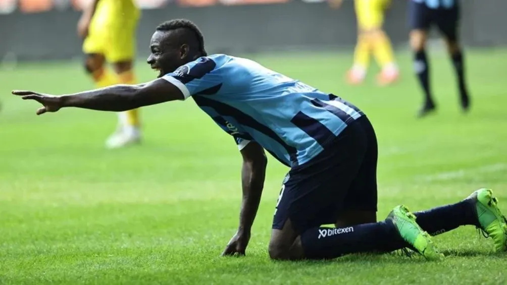 ESPECIAL El delantero italiano logró un tremendo golazo de rabona