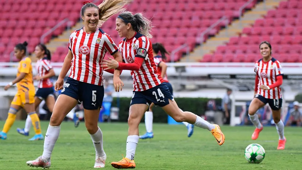 IMAGO7 Licha Cervantes con Chivas en el torneo actual