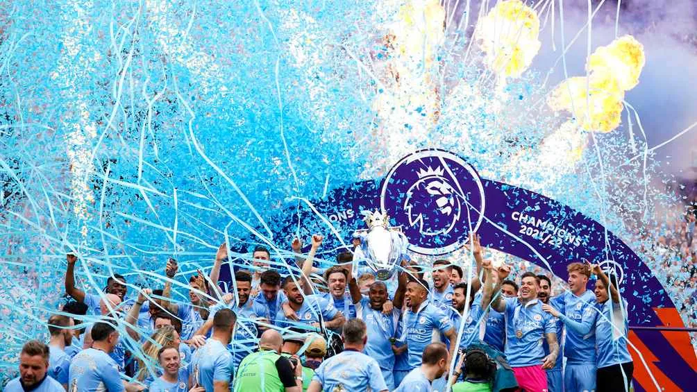 AP Manchester City festejando la obtención del título en Premier League