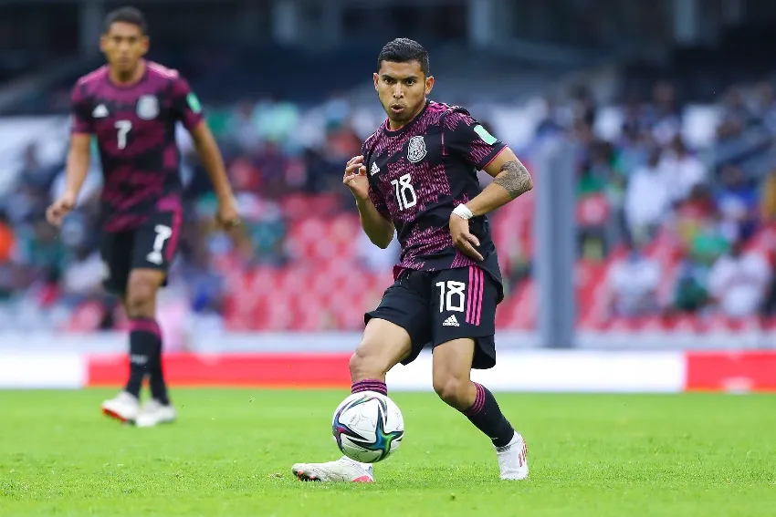 IMAGO 7 Orbelín Pineda en un partido con México