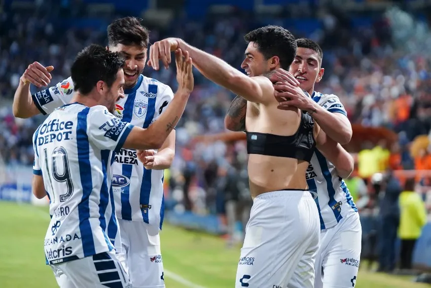 IMAGO7 Jugadores de Pachuca celebrando un gol a favor