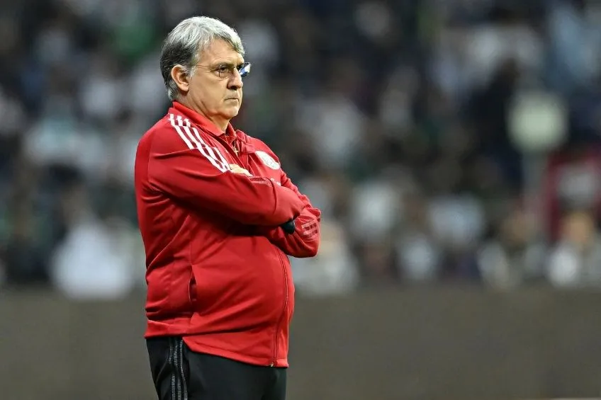 IMAGO7 Gerardo Martino durante un partido de México