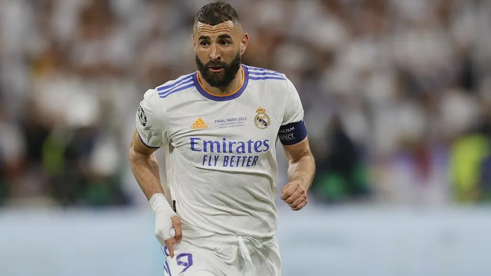 EFE Benzema jugando con el Real Madrid la Final de Champions League