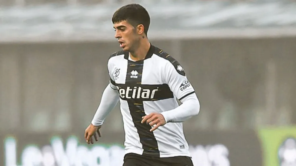 INSTAGRAM | @JUANBRUNETTA_97 Juan Brunetta jugando partido con Parma